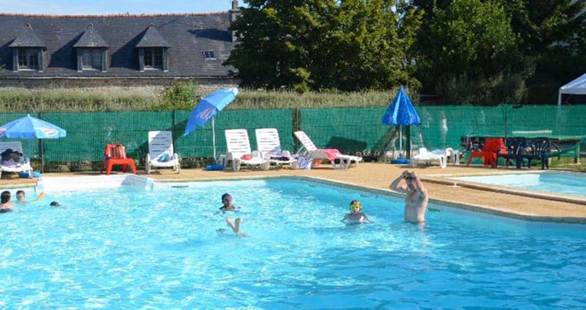 camping avec piscine chauffée bretagne