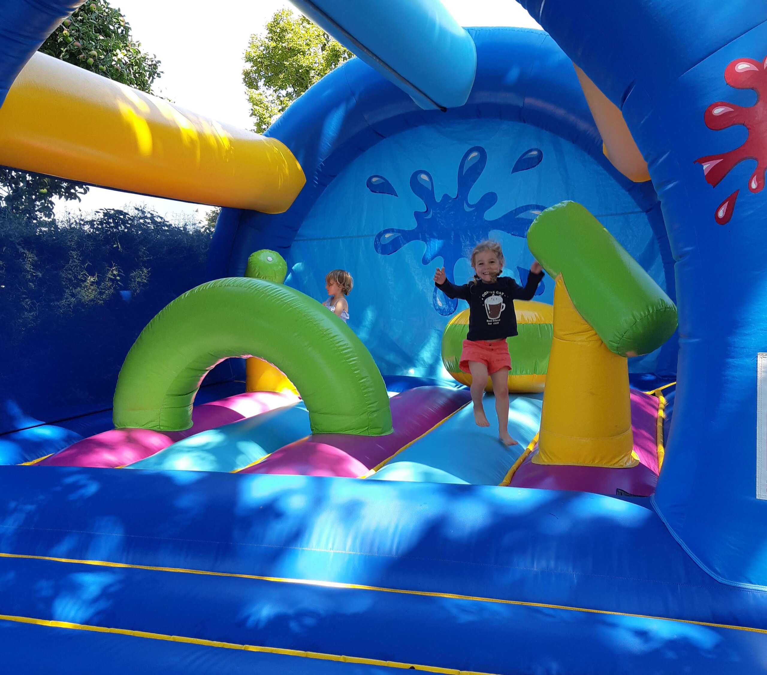 camping avec aire de jeux en bretagne