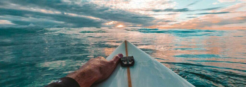 En savoir plus sur Tout savoir sur le surf à Fouesnant et ses alentours srcset=
