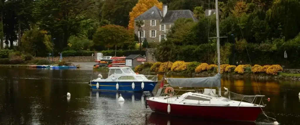 En savoir plus sur Visiter Pont-Aven srcset=